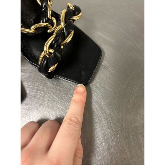 Cape Robbin Women’s Size 6 Black with Metal Chain Wine Glass Heels - Picture 8 of 8